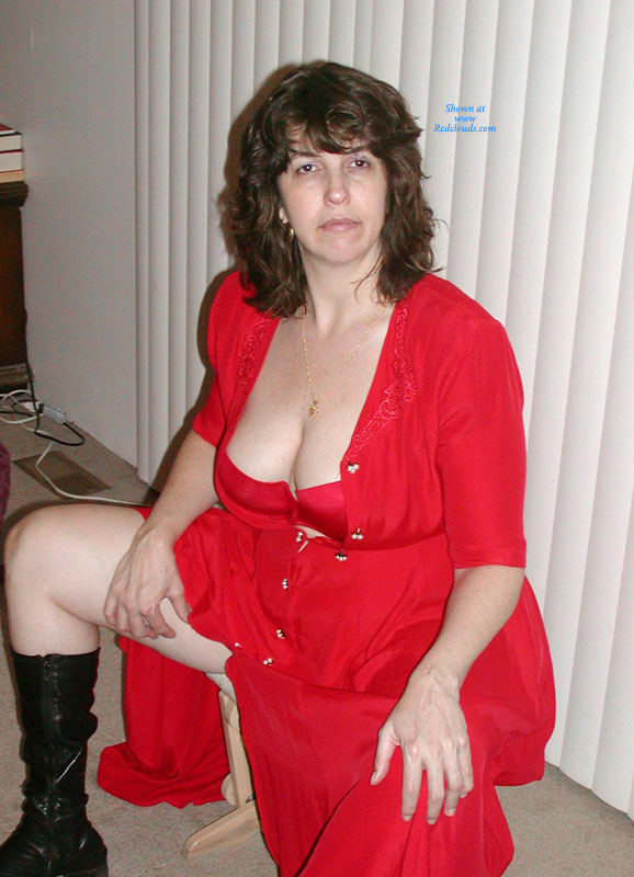 Pic #1Red Hot Slut