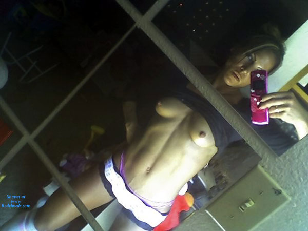 Pic #1Showing That Sexy Body!!!