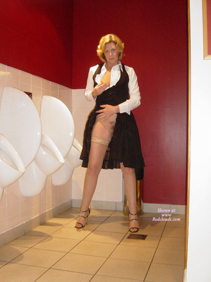 Pic #1Mens Room