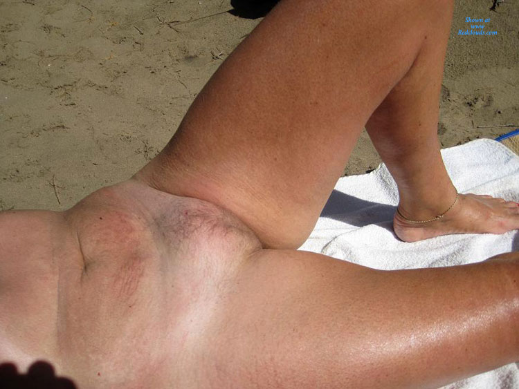 Pic #1She Likes This To Show