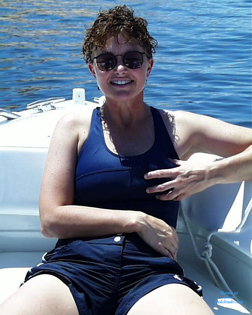 Pic #1Boat Blowjob