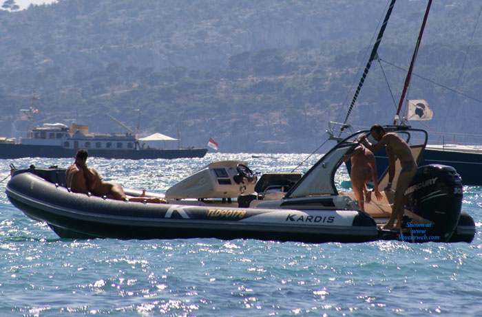 Pic #1Cassis At The Beach