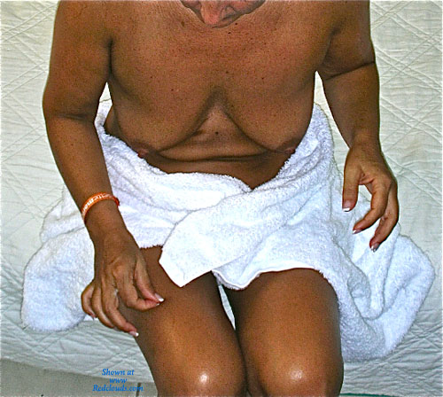 Pic #1Bed Wife...