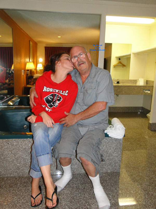 Pic #1Bobbys Friend Tera