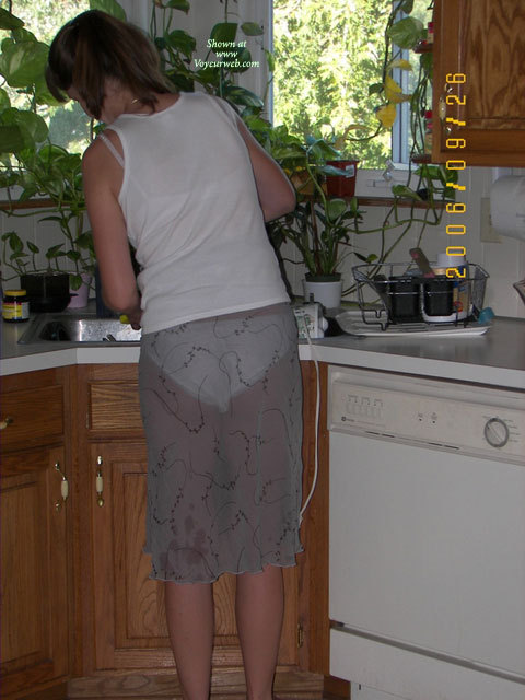 Pic #1 Wifes Ass