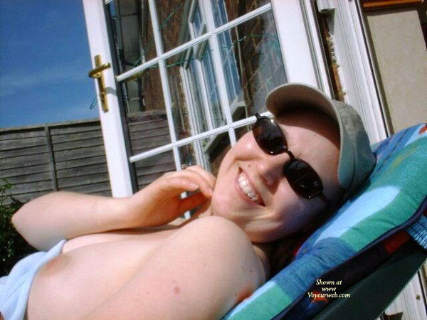 Pic #1Angela Flashing The Neighbours