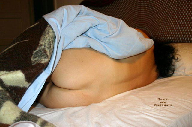 Pic #1Mia Moglie Dorme Nuda