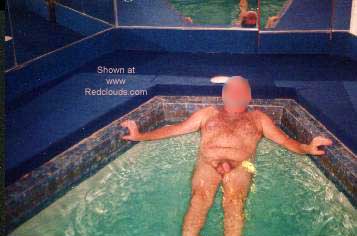 Pic #1M* going 1st (BLUR)