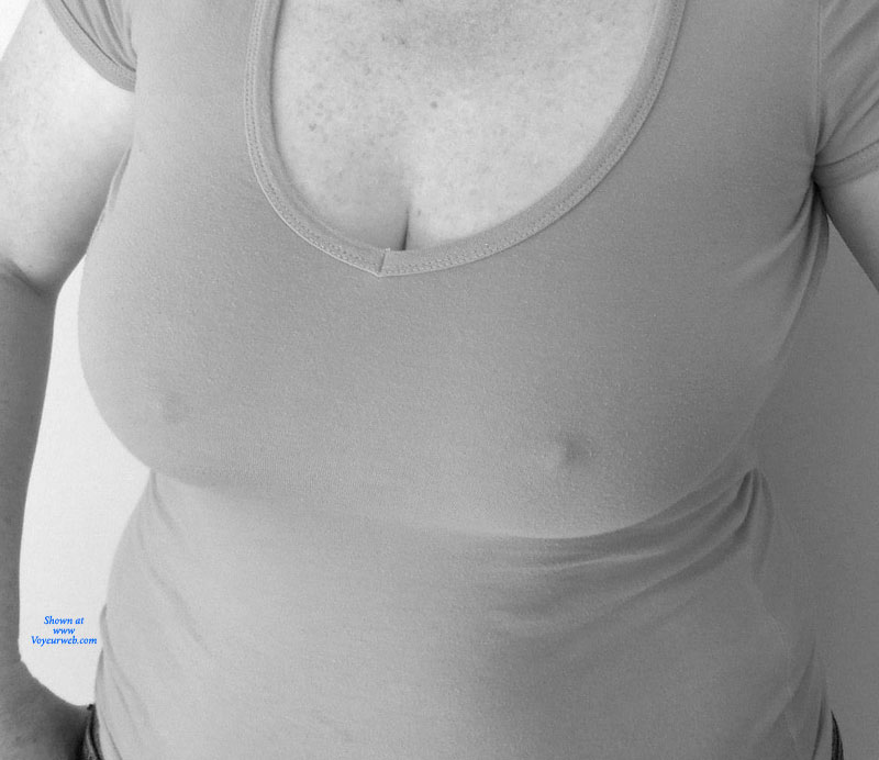 Pic #1The Wife Braless