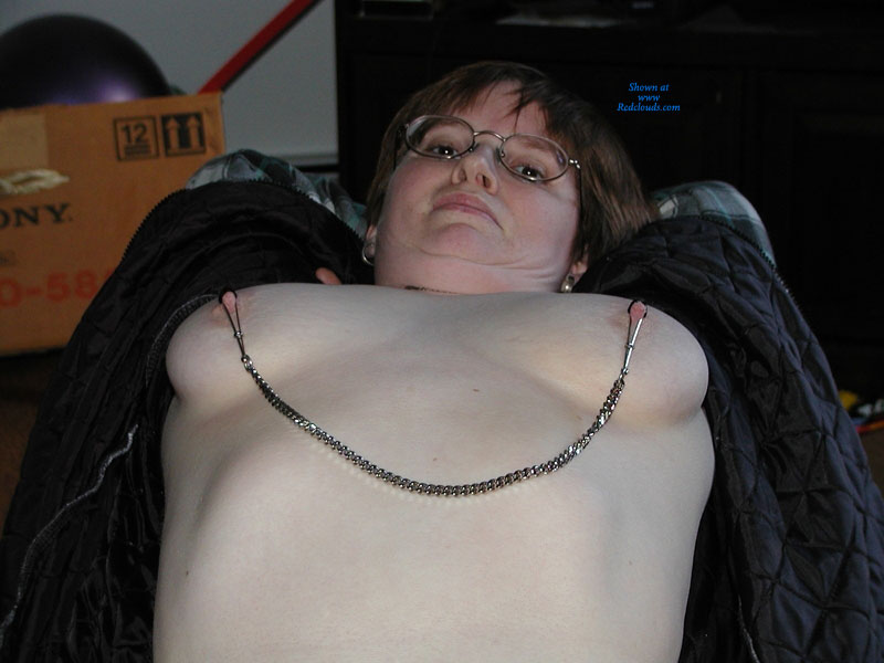 Pic #1Myra Exposing Herself