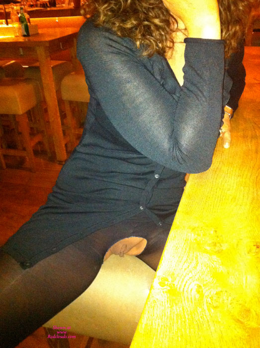 Pic #1Upskirt