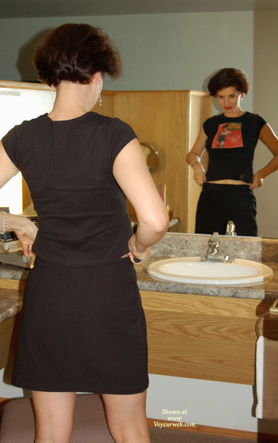 Pic #1Willow Winetasting Temptress