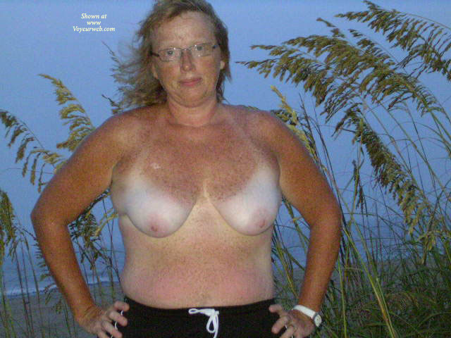 Pic #1Mature Wife Naked At Beach