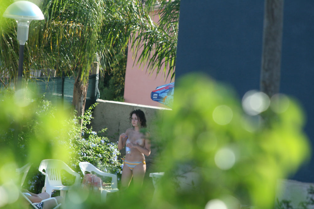 Pic #1Neighbor