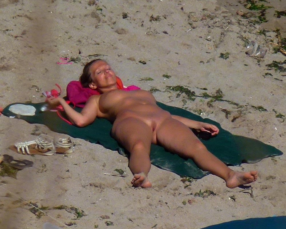 Pic #1Huge Ones At Nudist