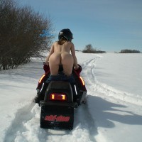 Pic #1Snowmobile Babe Showin Ass