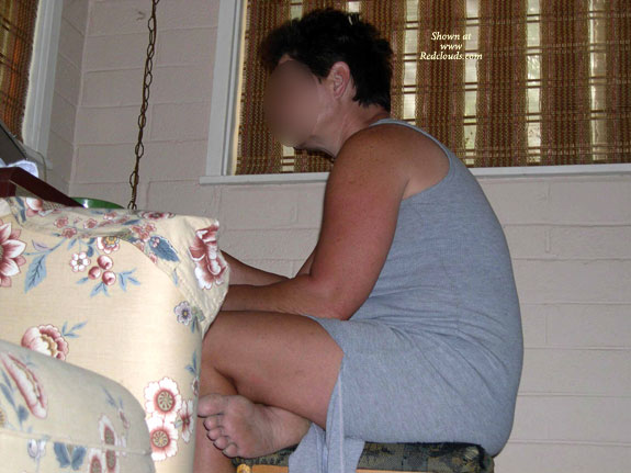 Pic #1Up Dress Puter Shot