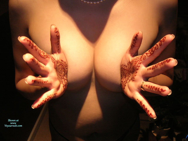 Pic #1Sexy Asian Showing Off