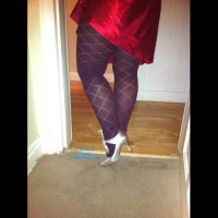 Pic #1 Sexy Milf Davina Christmas Un-Wrapping X