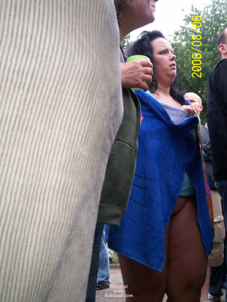 Pic #1Tunick In Ddorf