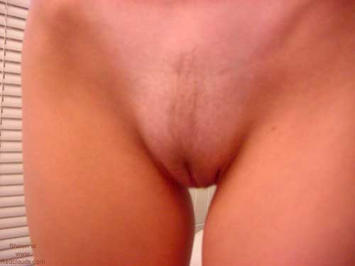 Pic #1Abercrombie Takes A Bath 2