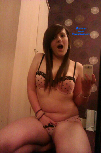 Pic #1 Bra And Cleavage