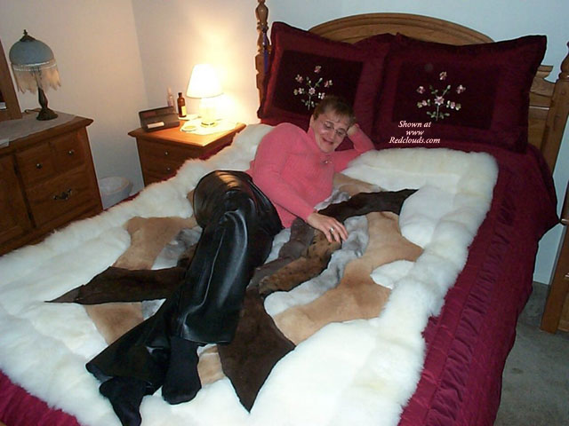 Pic #146 Y.o. Milf Jenna #2