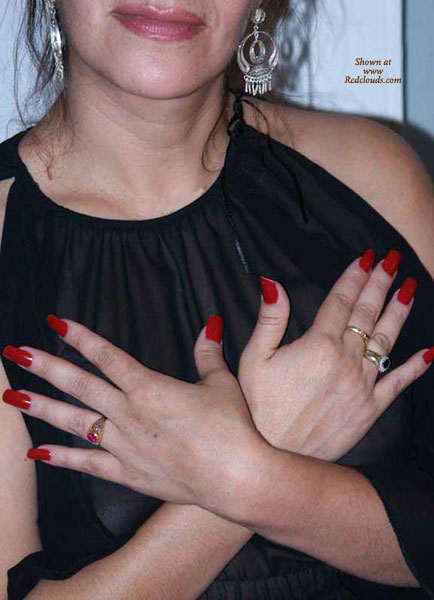 Pic #1Lisa Black And Red