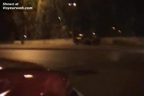 Pic #1Nuda Per Strada