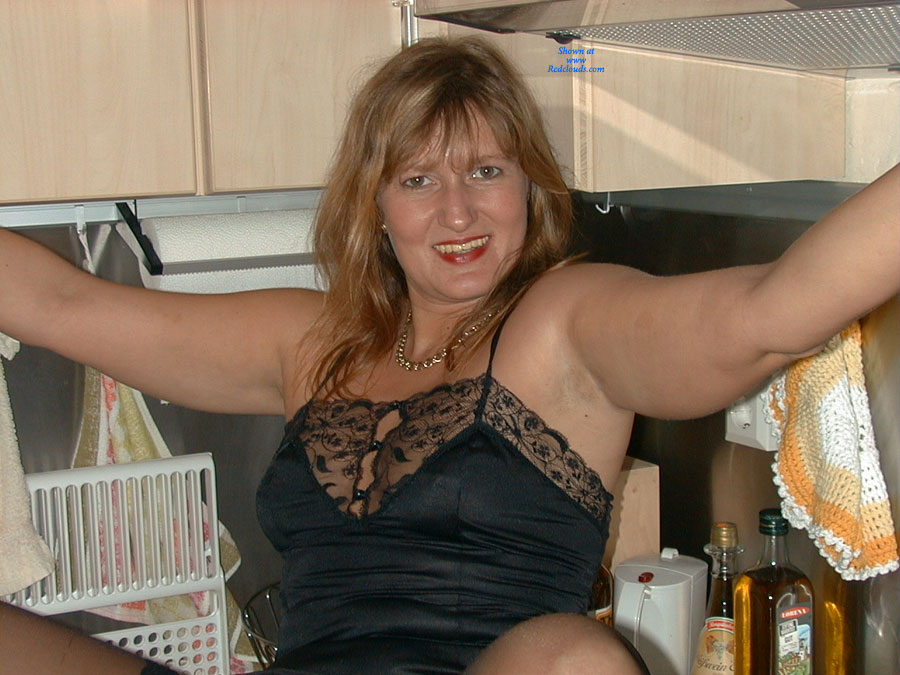 Pic #1Milf Sabine In Black At Home