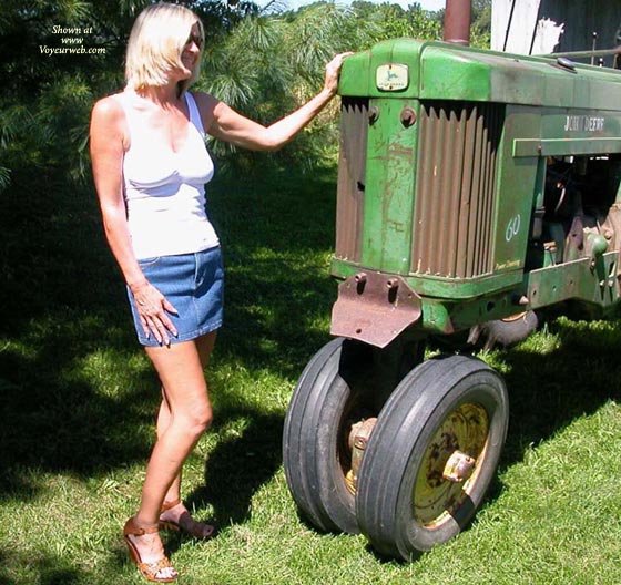 Pic #1 City Girl Goes Country