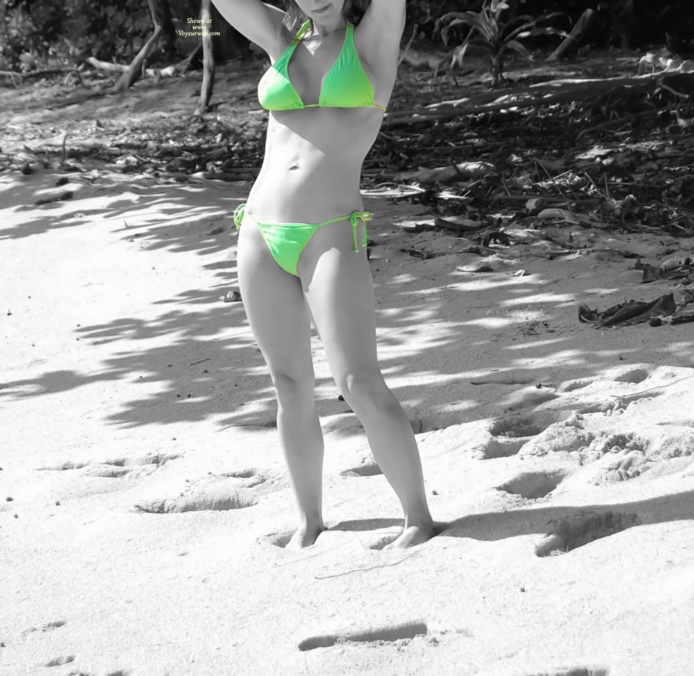 Pic #1In Paradise