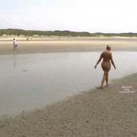 Etna, Parisienne Charnue De 44 Ans, S'exhibe