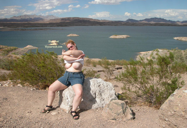 Pic #1 Blue Eyes @ Lake Mead