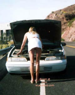 Pic #1Lustylin goes desert