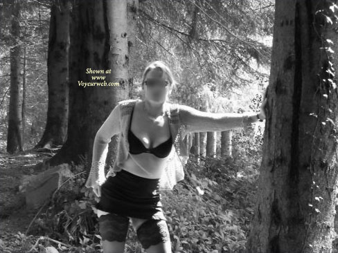 Pic #1Sexyptitange Hot Promenade