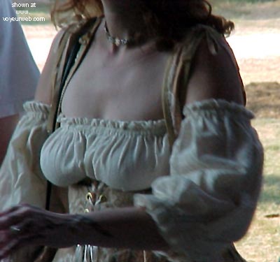 Pic #1Renfair Cleveage 2