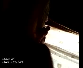 Pic #1Wife Frigs Her Clit