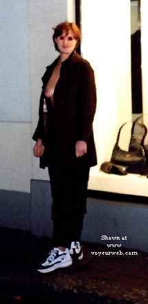 Pic #1Voici Isabelle