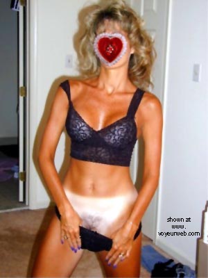 Pic #1SexyWife1