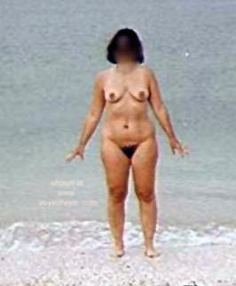 Pic #1Liz      at the Beach