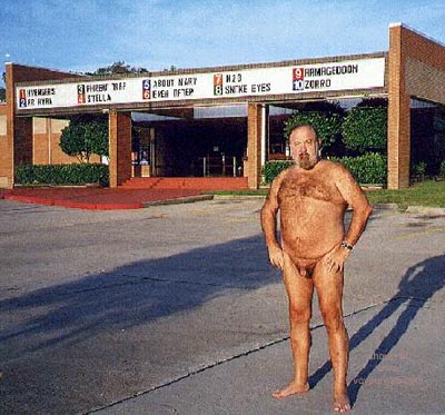 Pic #1 Male      in Public