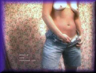 Pic #1QueTee