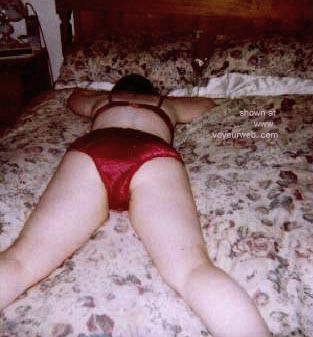 Pic #1Red      Satin