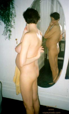 Pic #1Lisa      Expecting