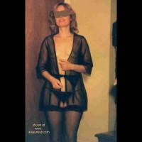 Pic #1Itty      bitty tity