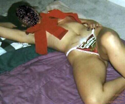 Pic #1Xmas      Girl 2