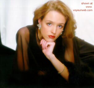 Pic #1 Online      Girl