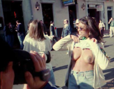 Pic #1Bobby's      Mardi Tits