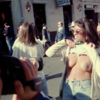 Bobby's      Mardi Tits